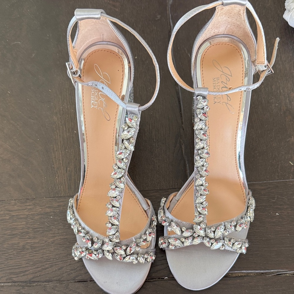 Jewel Badgley Mischka Silver Jeweled Heels